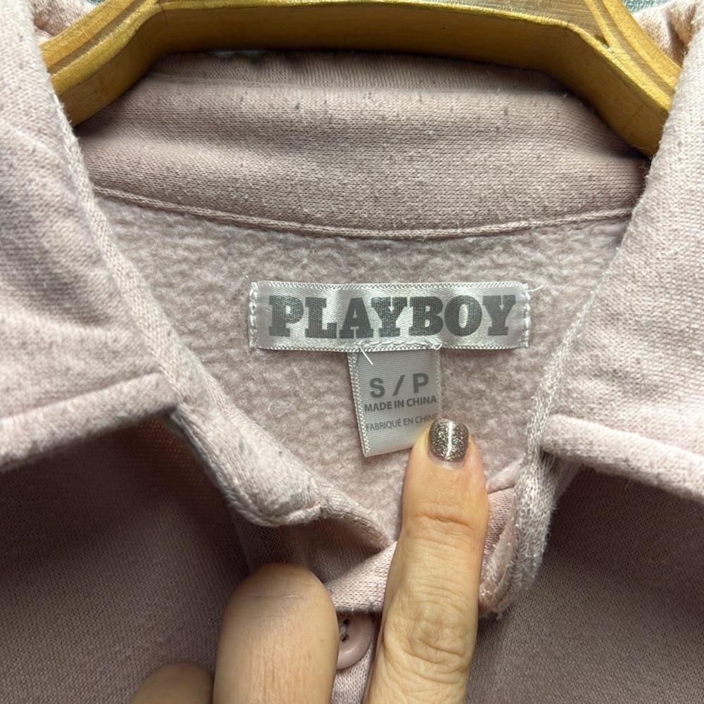 🏴 PLAYBOY Pink Casual Button down sweater size small - Picture 5 of 10